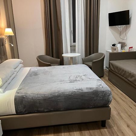 Triple Big Room Amazing View, For Two O Three Person, In Center Of Рим Экстерьер фото
